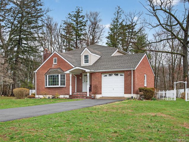 43 Shady Lane, Bardonia, NY 10954