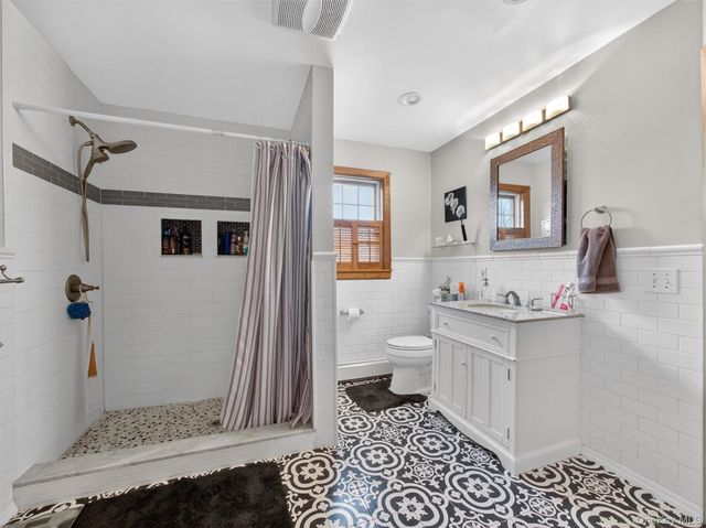 43 Shady Lane, Bardonia, NY 10954