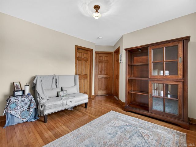 43 Shady Lane, Bardonia, NY 10954