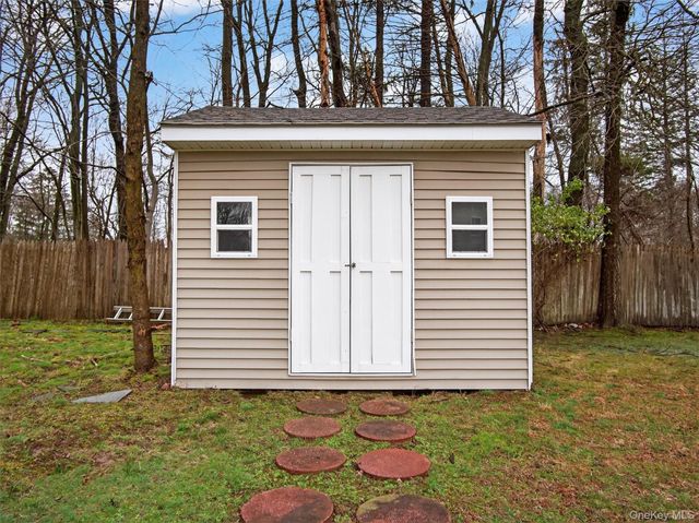 43 Shady Lane, Bardonia, NY 10954