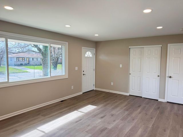 1767 Woodcrest Road, Columbus, OH 43232