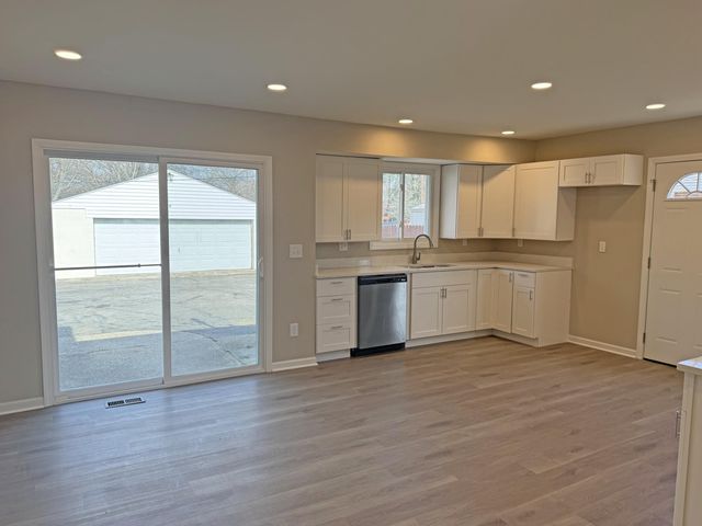 1767 Woodcrest Road, Columbus, OH 43232