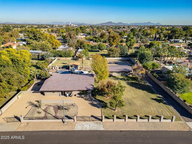 13217 N 65th Drive, Glendale, AZ 85304