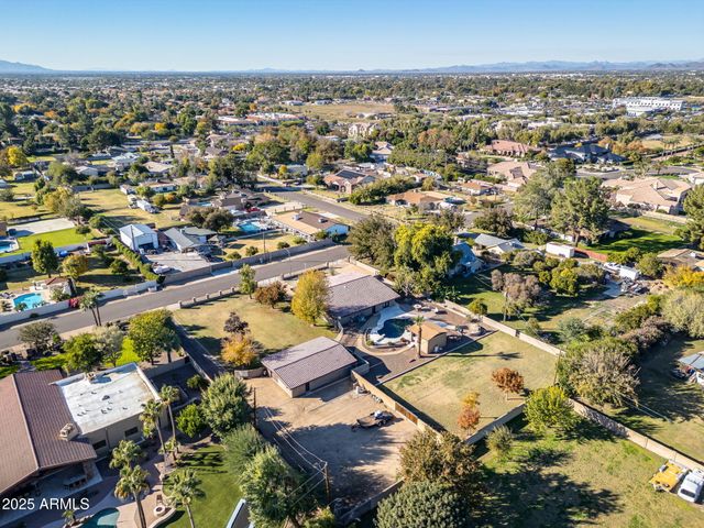 13217 N 65th Drive, Glendale, AZ 85304