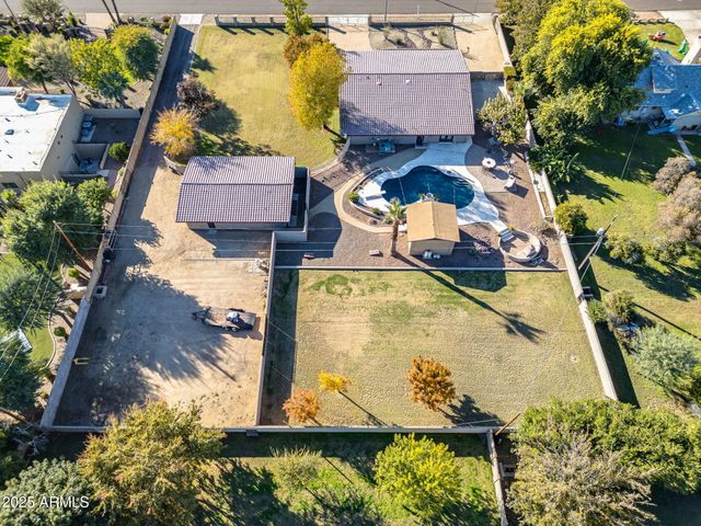 13217 N 65th Drive, Glendale, AZ 85304