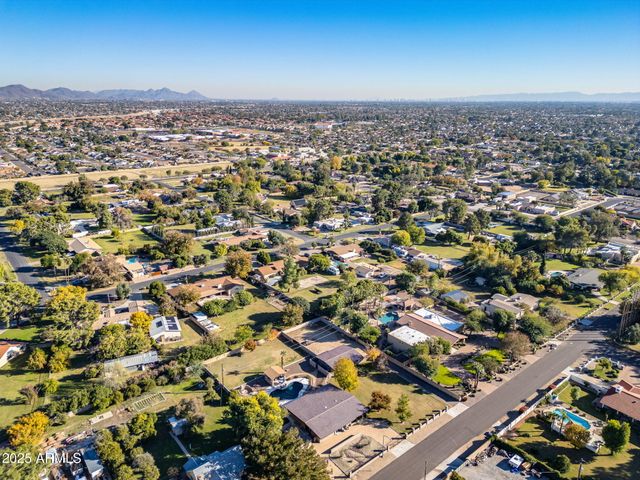 13217 N 65th Drive, Glendale, AZ 85304