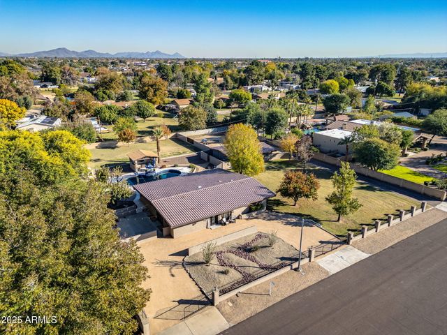 13217 N 65th Drive, Glendale, AZ 85304