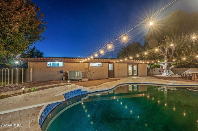 13217 N 65th Drive, Glendale, AZ 85304