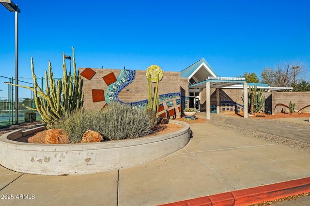 13217 N 65th Drive, Glendale, AZ 85304