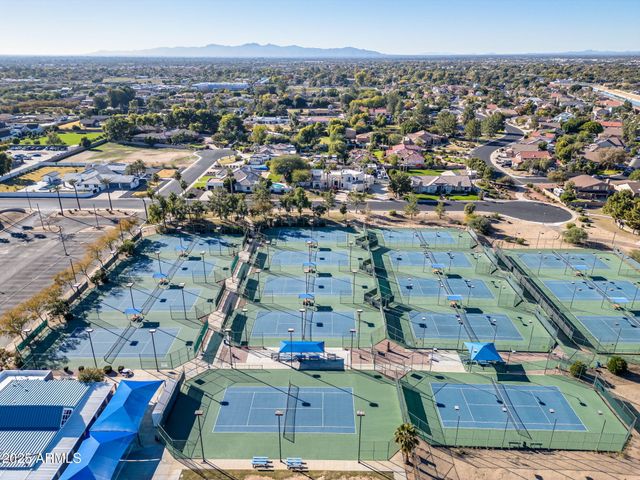 13217 N 65th Drive, Glendale, AZ 85304