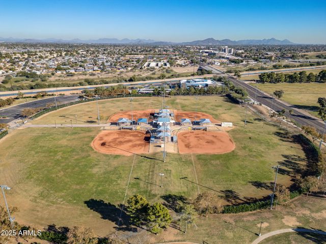 13217 N 65th Drive, Glendale, AZ 85304