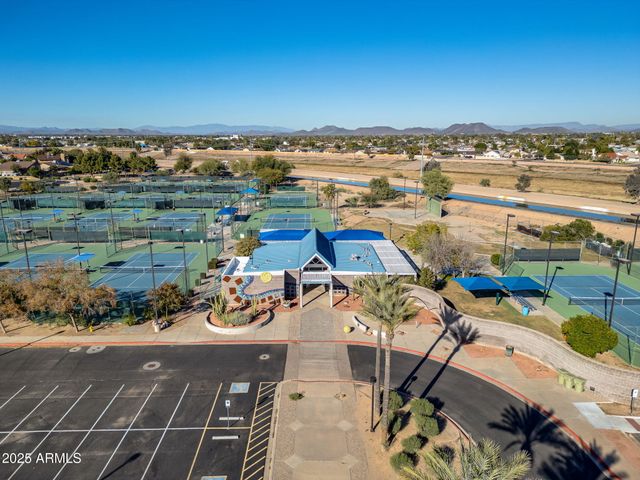 13217 N 65th Drive, Glendale, AZ 85304