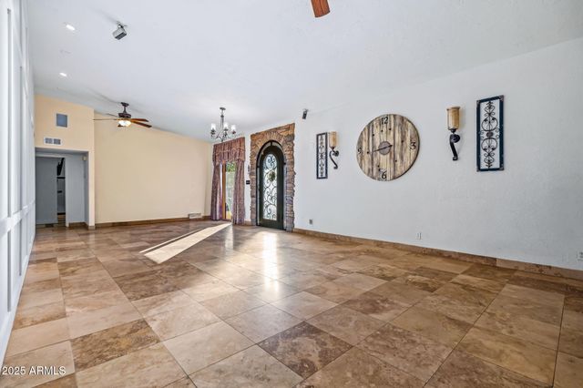 13217 N 65th Drive, Glendale, AZ 85304