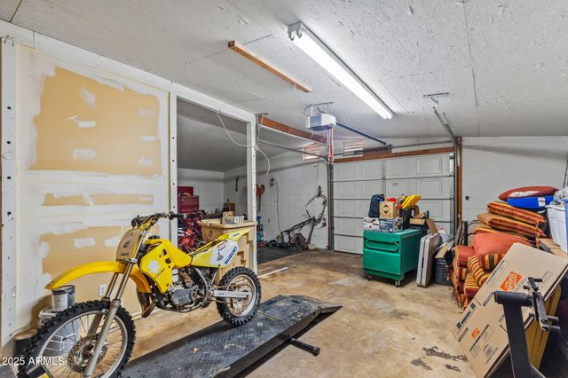 13217 N 65th Drive, Glendale, AZ 85304