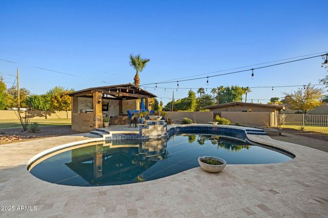 13217 N 65th Drive, Glendale, AZ 85304