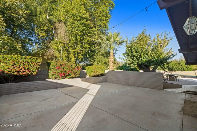 13217 N 65th Drive, Glendale, AZ 85304