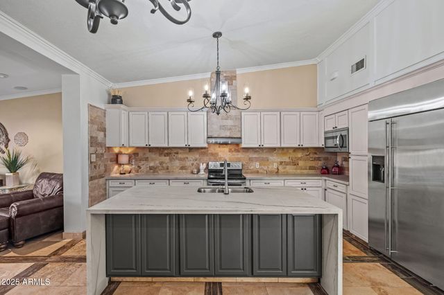 13217 N 65th Drive, Glendale, AZ 85304