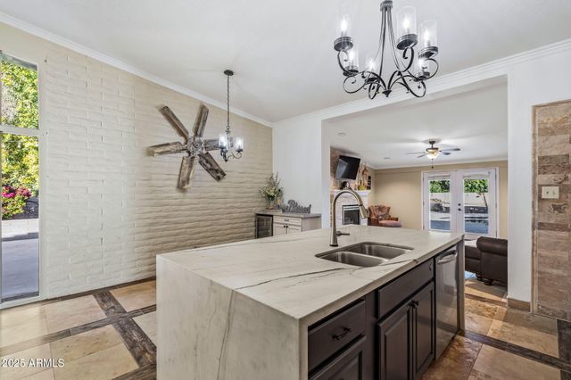 13217 N 65th Drive, Glendale, AZ 85304