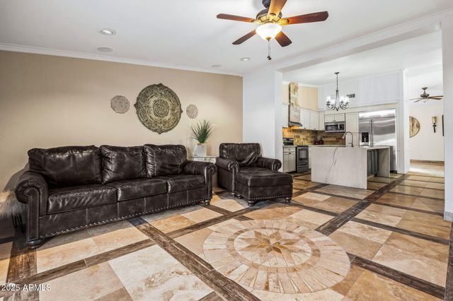 13217 N 65th Drive, Glendale, AZ 85304