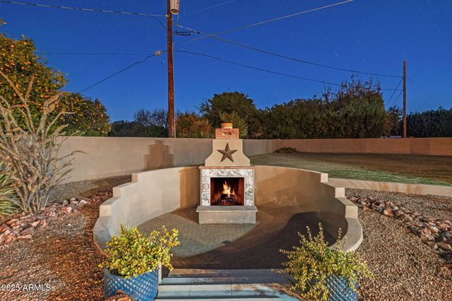 13217 N 65th Drive, Glendale, AZ 85304