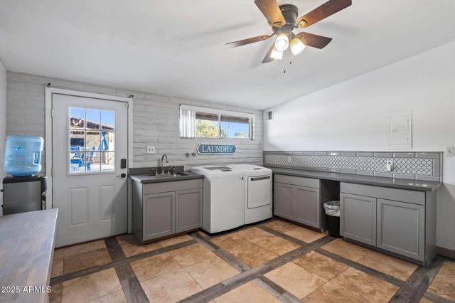 13217 N 65th Drive, Glendale, AZ 85304