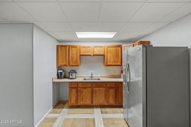 13217 N 65th Drive, Glendale, AZ 85304