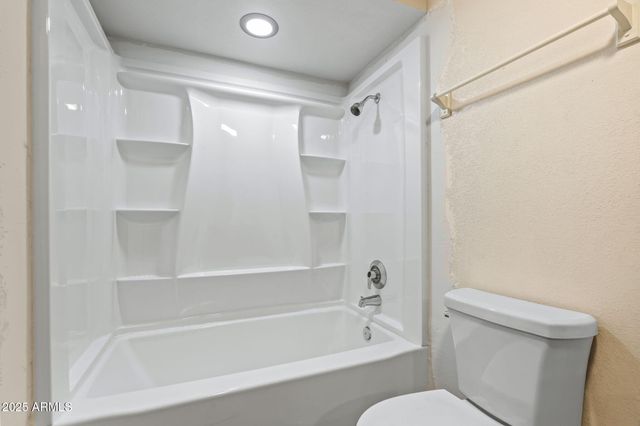 13217 N 65th Drive, Glendale, AZ 85304