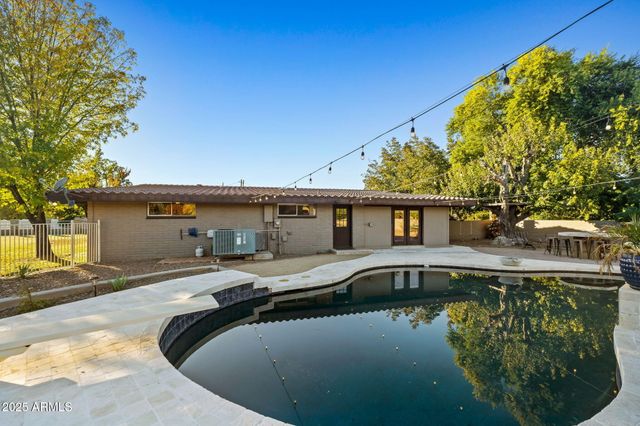 13217 N 65th Drive, Glendale, AZ 85304