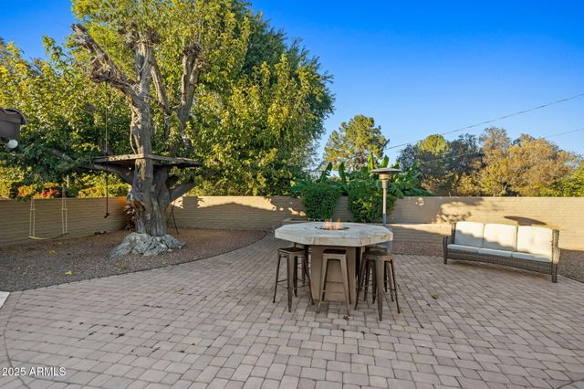 13217 N 65th Drive, Glendale, AZ 85304