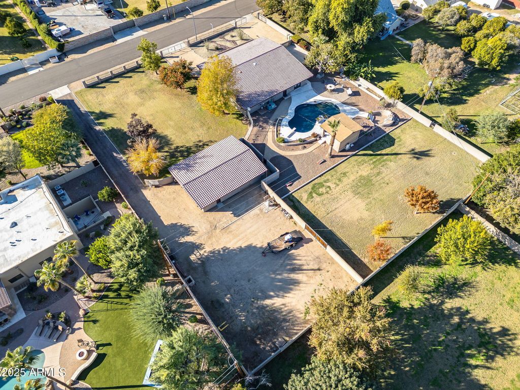 13217 N 65th Drive, Glendale, AZ 85304