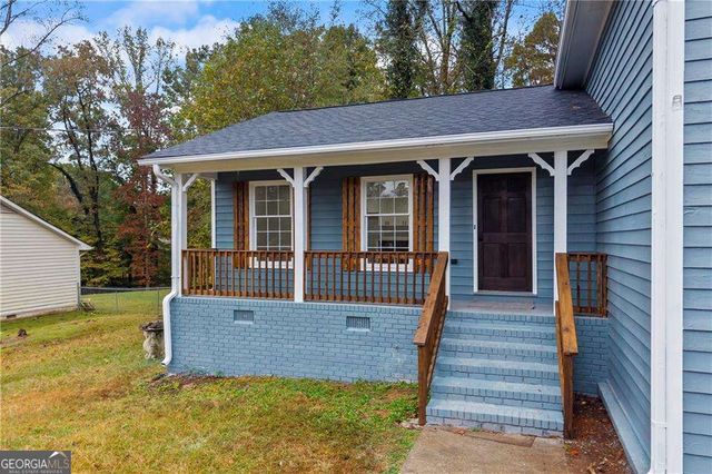 5211 Beechwood Forest Drive, Lithonia, GA 30038