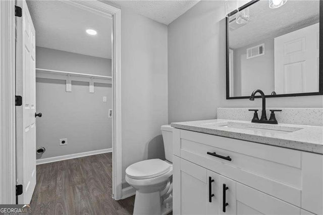 5211 Beechwood Forest Drive, Lithonia, GA 30038