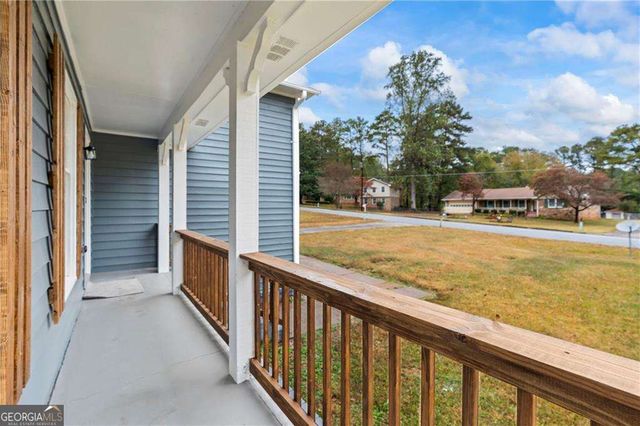 5211 Beechwood Forest Drive, Lithonia, GA 30038