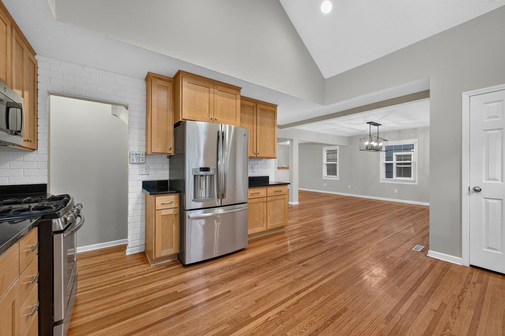 2921 Georgia Avenue S, Saint Louis Park, MN 55426 — photo 4