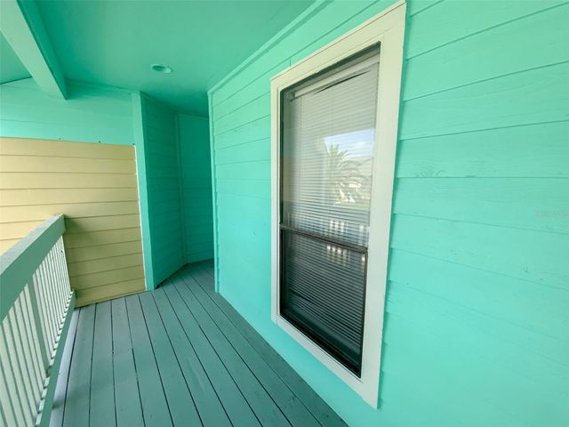 455 ALT 19 S 54, Palm Harbor, FL 34683
