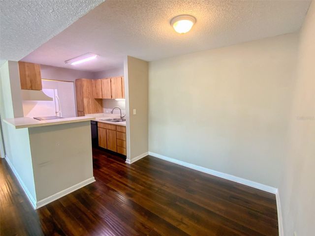 455 ALT 19 S 54, Palm Harbor, FL 34683