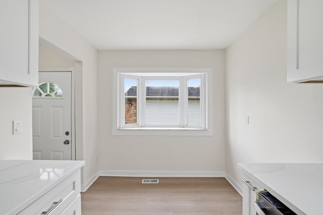 16608 Windermere Circle, Southgate, MI 48195