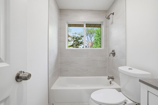 16608 Windermere Circle, Southgate, MI 48195