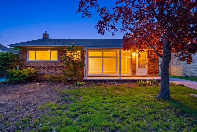 16608 Windermere Circle, Southgate, MI 48195
