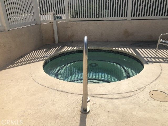 200 E Racquet Club Road 19, Palm Springs, CA 92262