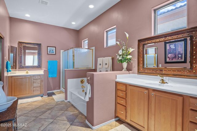 5090 S Vía Loma Verde, Green Valley, AZ 85622