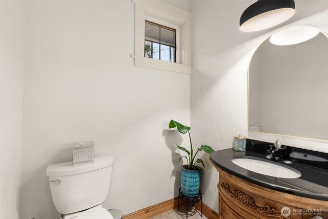 4719 Sunset Point Lane NW, Olympia, WA 98502