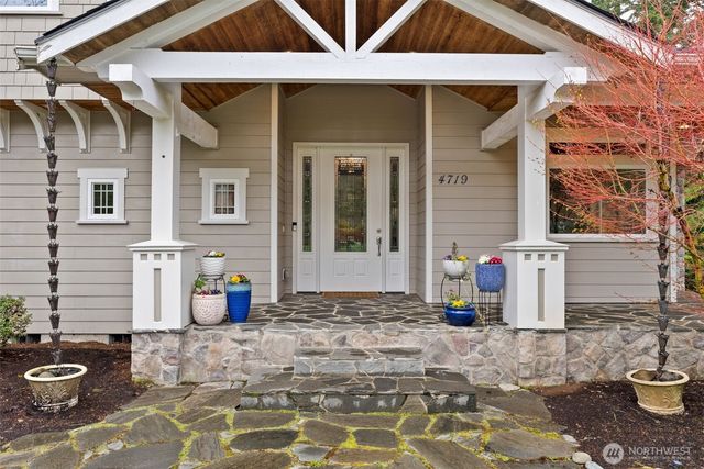 4719 Sunset Point Lane NW, Olympia, WA 98502