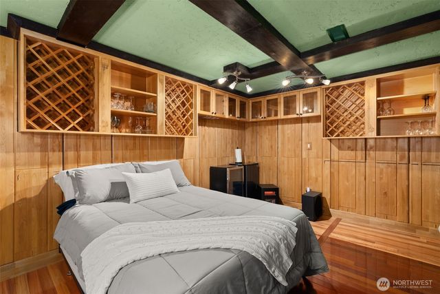 4719 Sunset Point Lane NW, Olympia, WA 98502