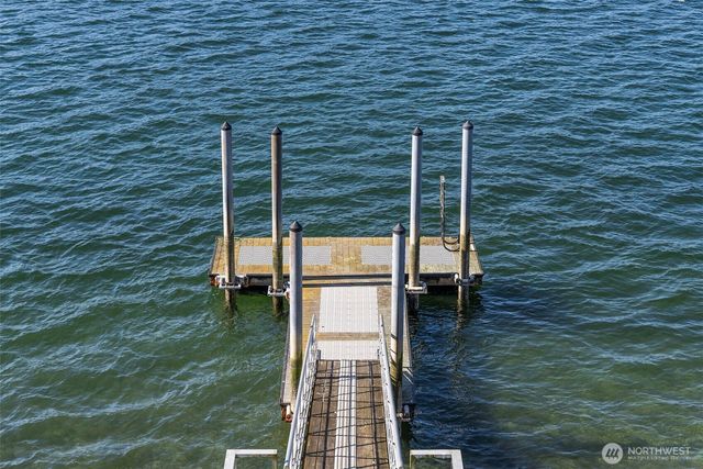 4719 Sunset Point Lane NW, Olympia, WA 98502