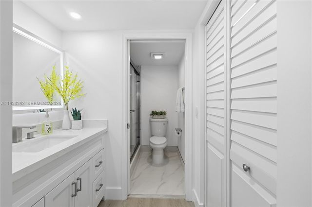 1101 SW 128th Ter 313C, Pembroke Pines, FL 33027