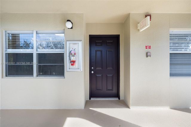 1101 SW 128th Ter 313C, Pembroke Pines, FL 33027