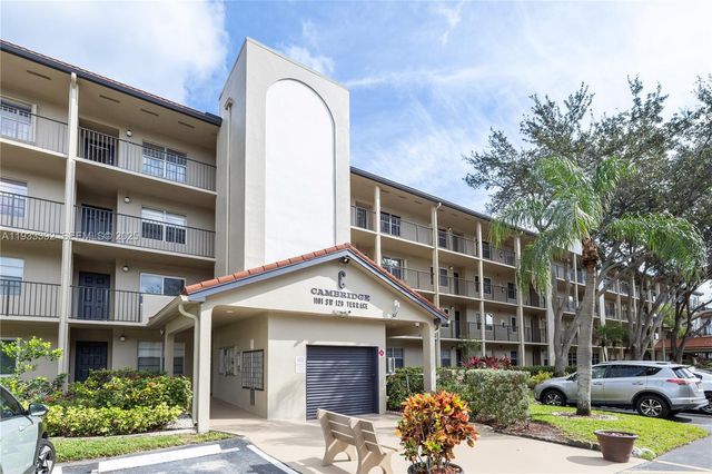 1101 SW 128th Ter 313C, Pembroke Pines, FL 33027