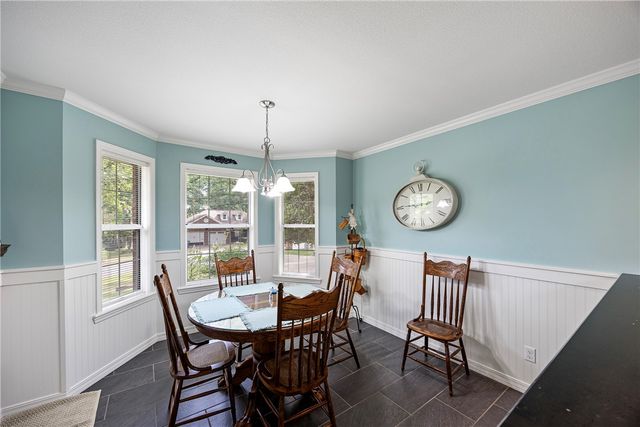 123 Hillcrest Drive, Russellville, AR 72802