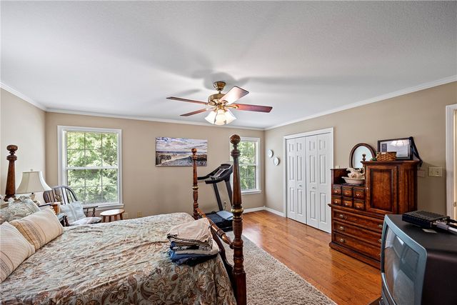 123 Hillcrest Drive, Russellville, AR 72802